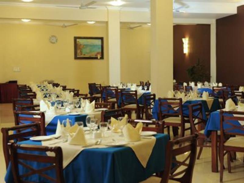 Avenra Gardens Hotel Negombo Exterior photo